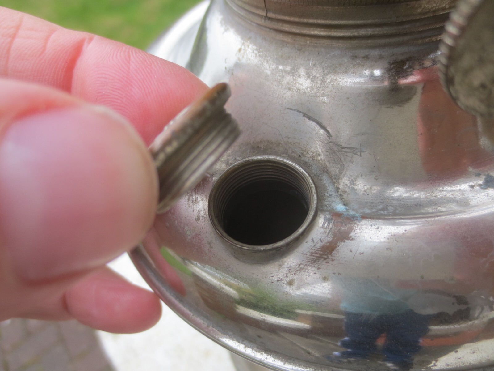 MILLER VESTAL OIL LAMP MADE IN USA With Chimney Shepherds Hut Oil Lamp