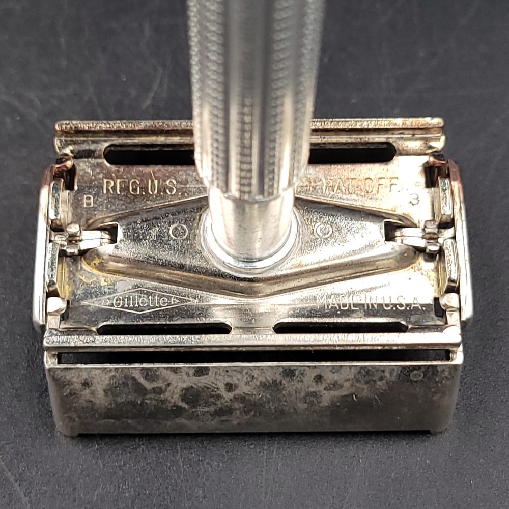 1956 Gillette Super Speed Blue Tip Flare DE TTO Safety Razor Date Code B3