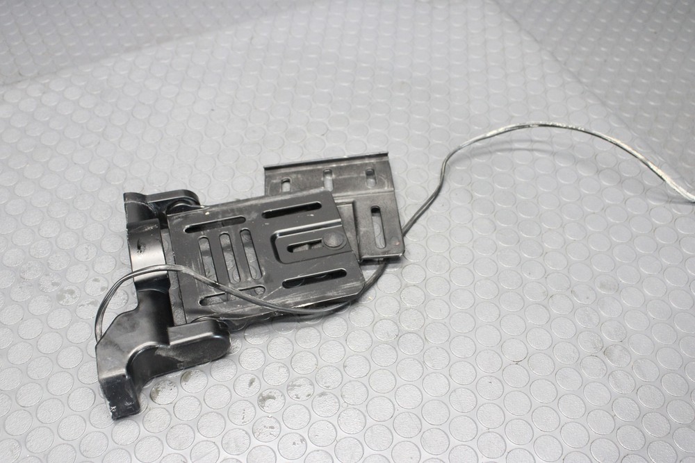 2010-2017 Harley Davidson Dyna Wide Glide Licensed Side Mount Bracket