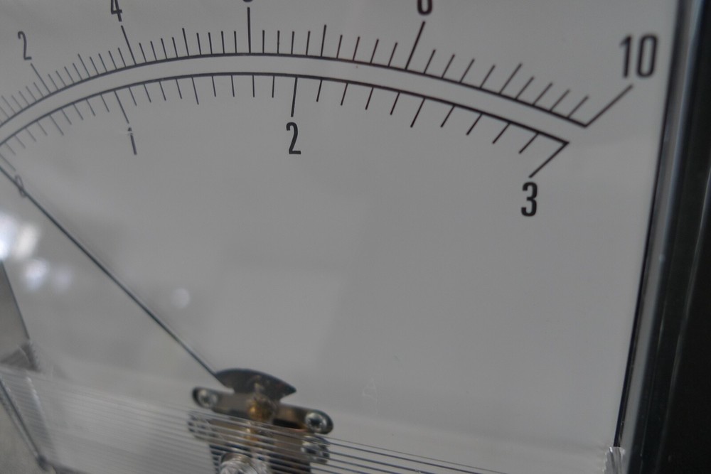 Meter Panel Voltmeter Radio Spares 258-984