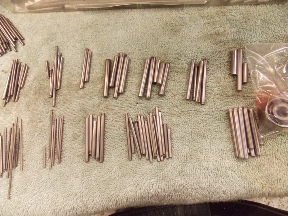200 Plastic Injection Mold Ejector Pins Alignment Leader Tool Room Machinist