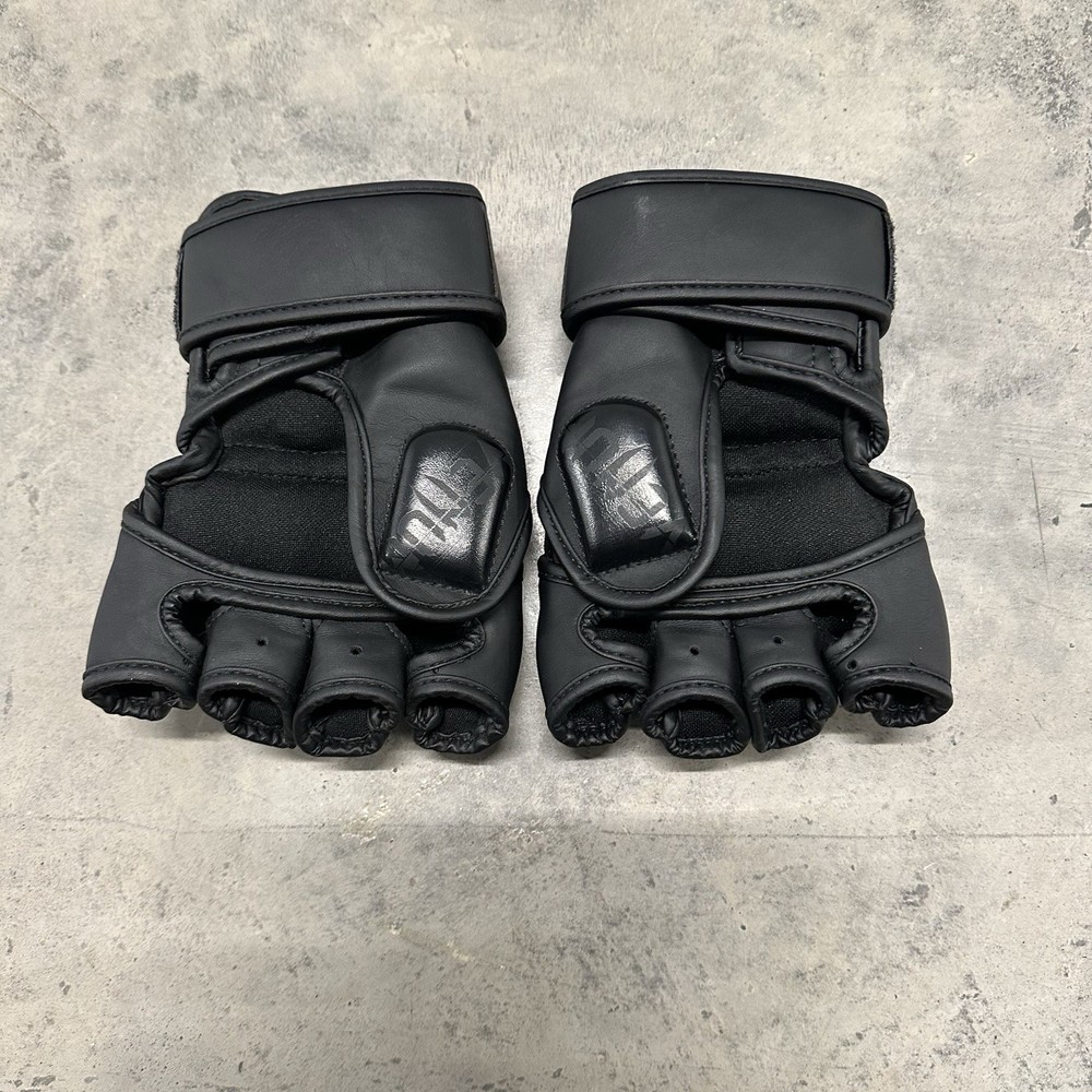 Venum Undisputed 2.0 MMA Training Gloves Black Small