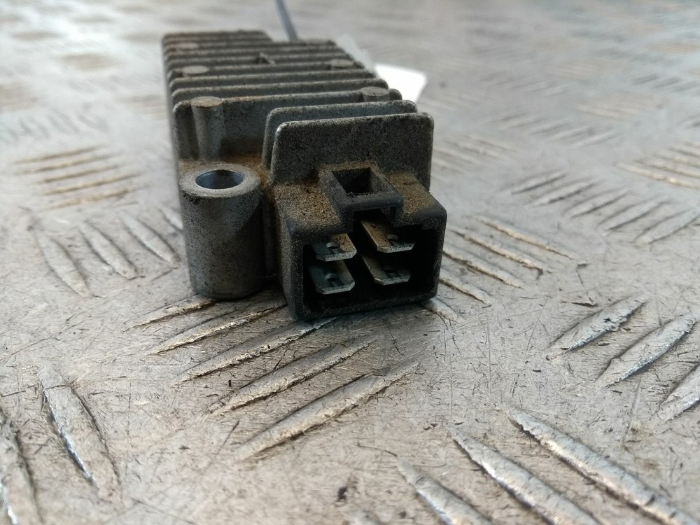 2013 YAMAHA WR 125 RECTIFIER REGULATOR