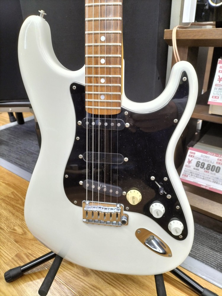 Combat Custom Stratocaster Type Electric Guitar Used
