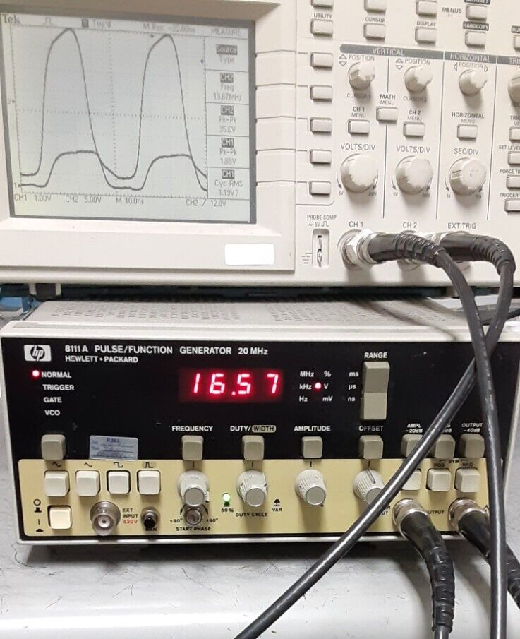 HP 8111A Pulse Function Generator P E R F E C T fully tested.