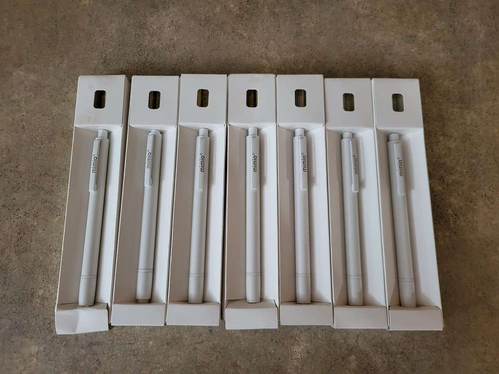 MIMIO Replacement IR LIGHTPEN WHITE WITH BATTERIES L4-2