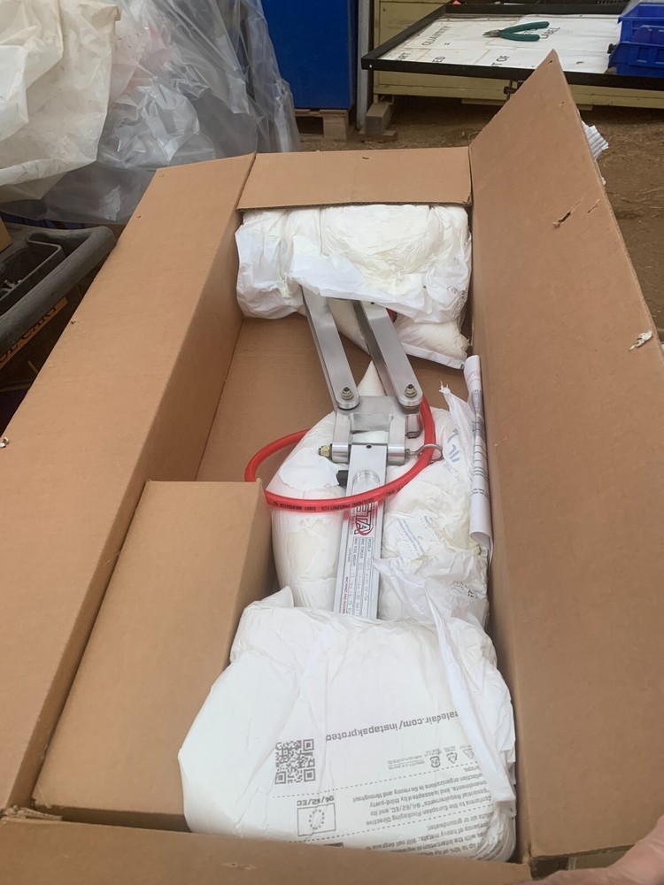 Ergonomic Tool Arms PA815 w/ UV-TH - NIB