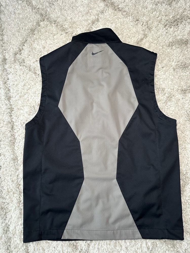 Nike Golf Black & Gray Full Zip Vest Size Medium Performance