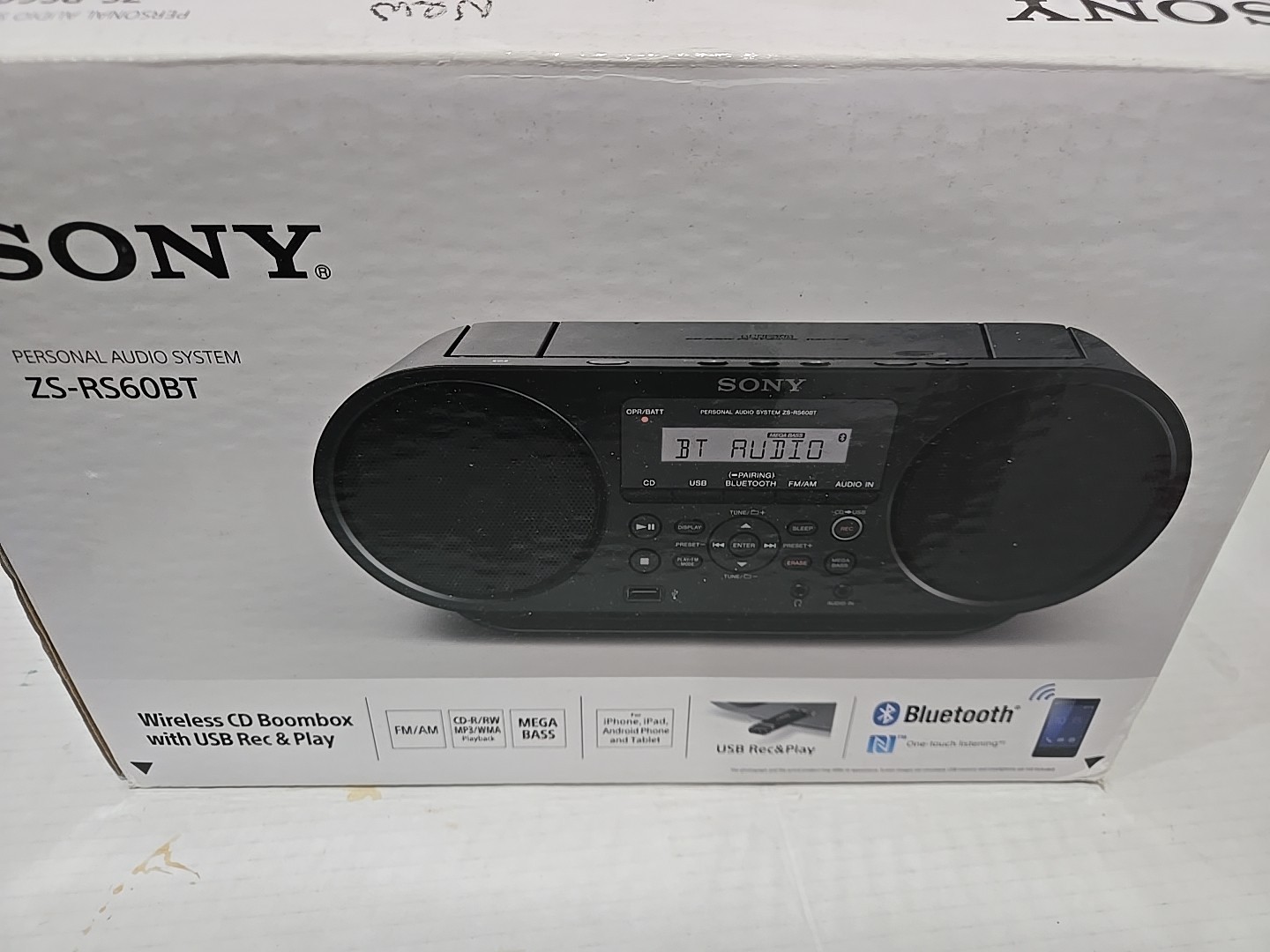 Sony ZS-RS60BT Bluetooth Mega Bass, AM/FM, USB, CD Boombox Black w/ Box & Manual