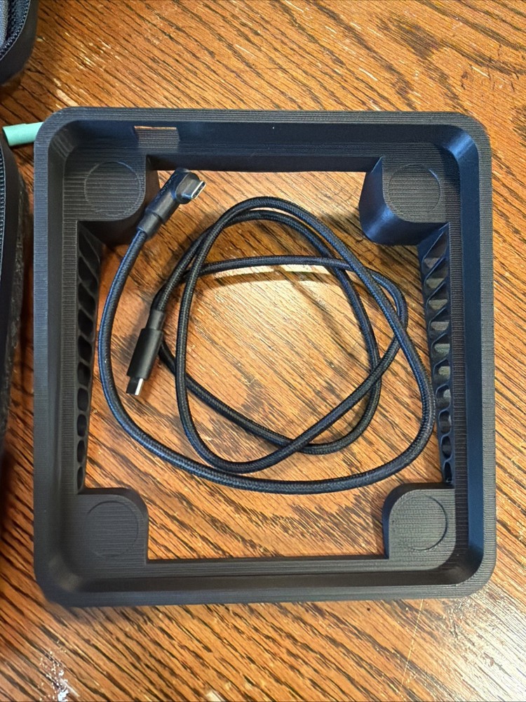 Loupedeck CT Creative Control Console Dial Touchscreen - Extras Included