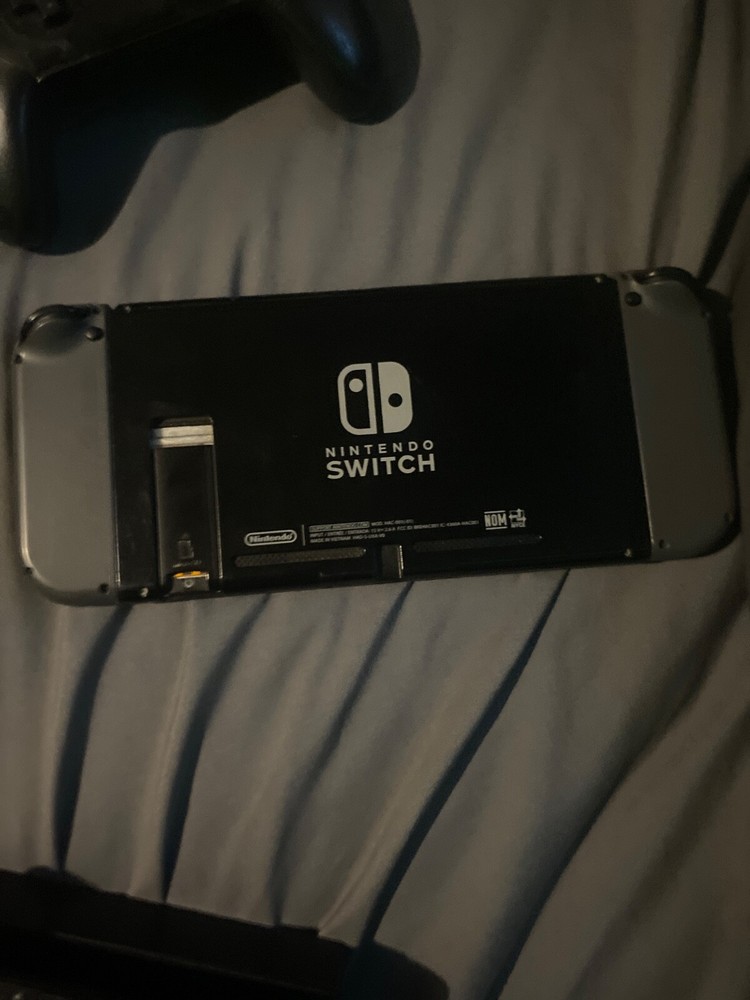 Used Black nintendo switch Super Bundle (Games)(Pro Controller)(carrying case)