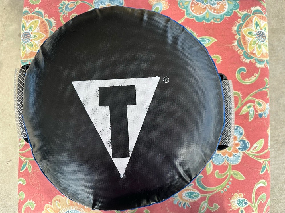 Title Bodyshot Punching Pad