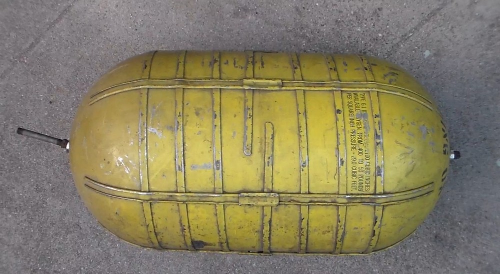 Old WW2 US Army Air Forces Oxygen Tank for B-17 & B-24 & B-29 Bomber Aircraft