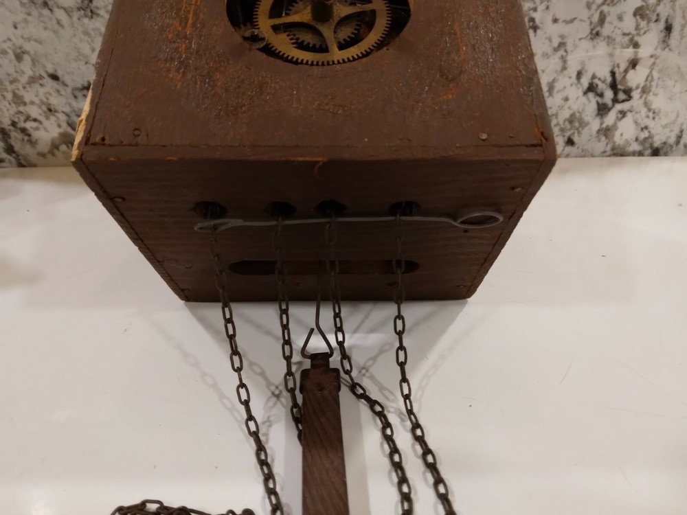 VINTAGE BLACK FOREST CUCKOO CLOCK