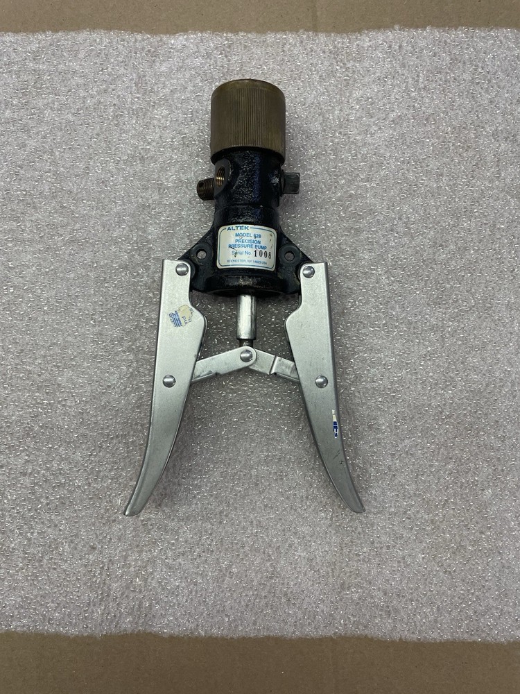 Altek Model 628 Precision Pressure Pump