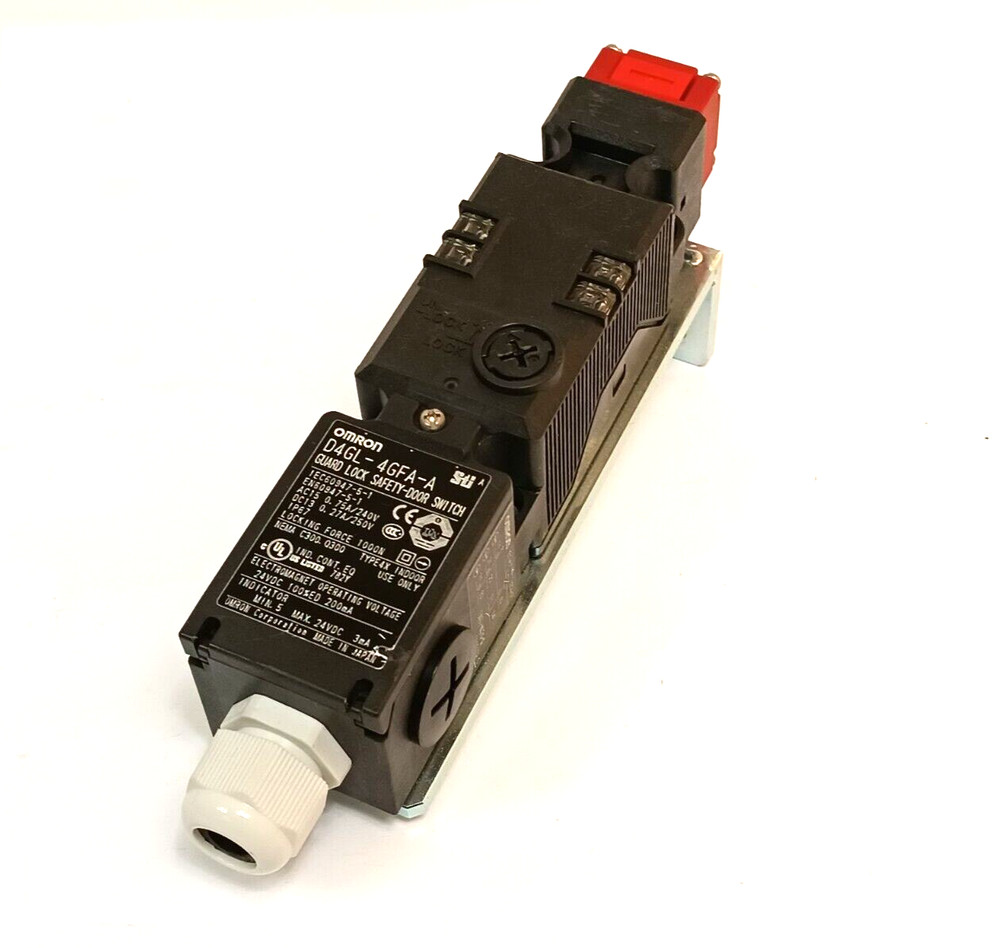 Omron Position Switch D4GL-4GFA-A Guard Lock Safety Door Switch D4GL 4GFA A