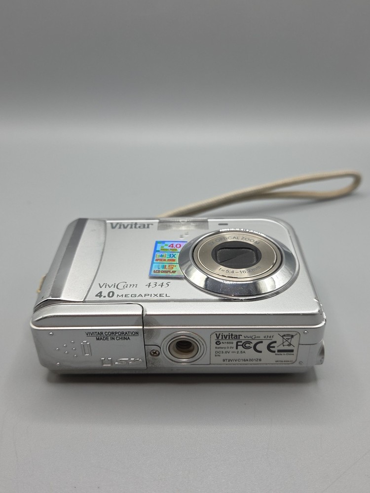 Vivitar Vivicam 4345 Digital Camera, Silver.