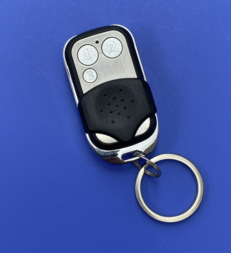 VERY NICE MPC 3-BUTTON REPLACEMENT REMOTE TRANSMITTER FOB 2AEL5PC-3 - TESTED