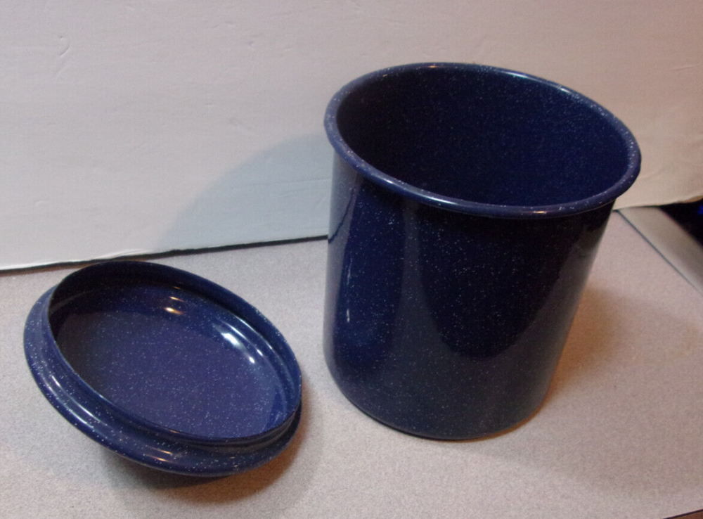 Blue Enamel Pot Container w/ Lid 6"