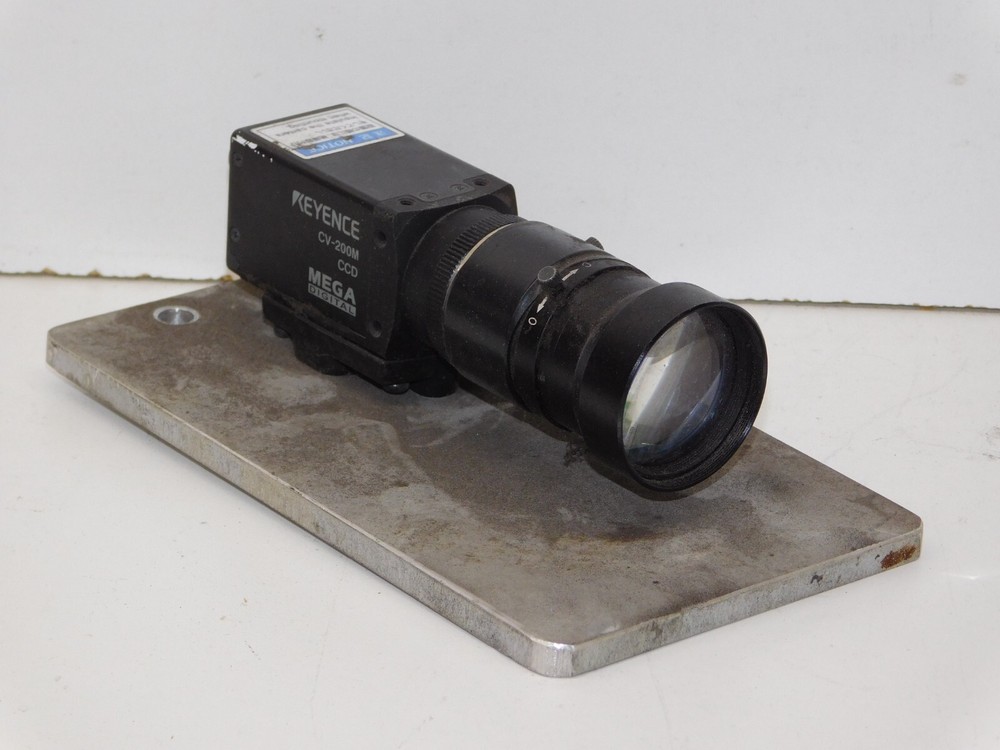 Keyence CV-200M Vision System Mega Digital Industrial CCD Camera Unit with Lens