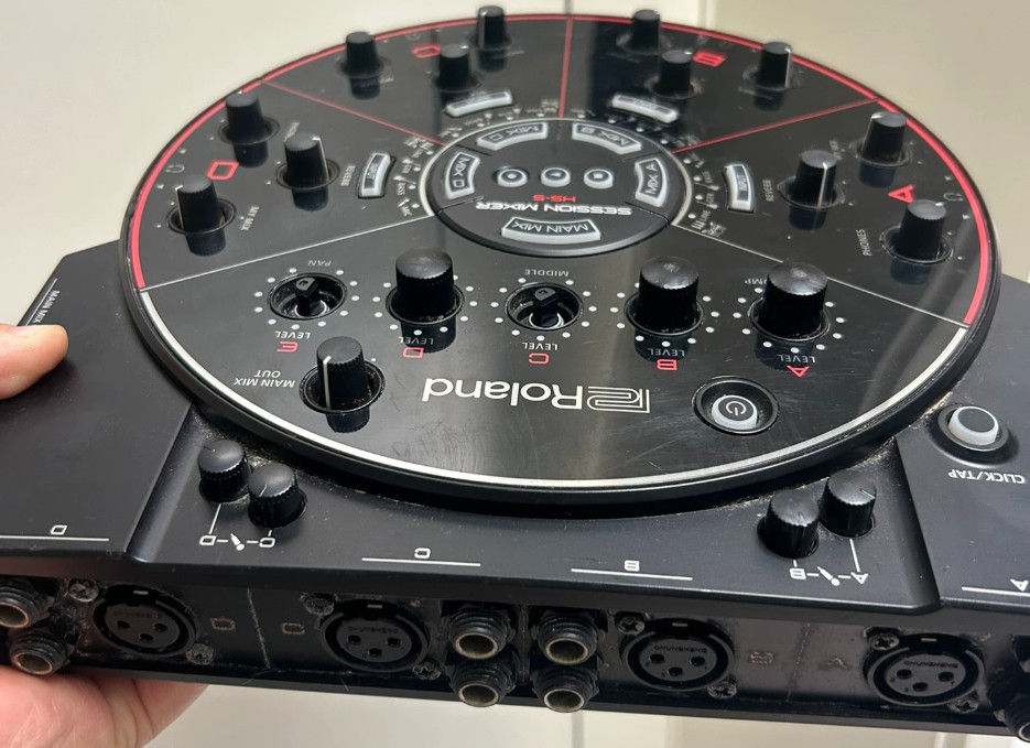 1pcs Roland HS-5 5-track mixing console