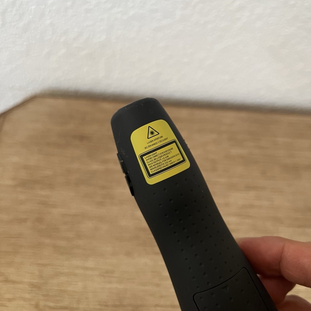 Logitech Wireless Presenter R800 With Laser Pointer