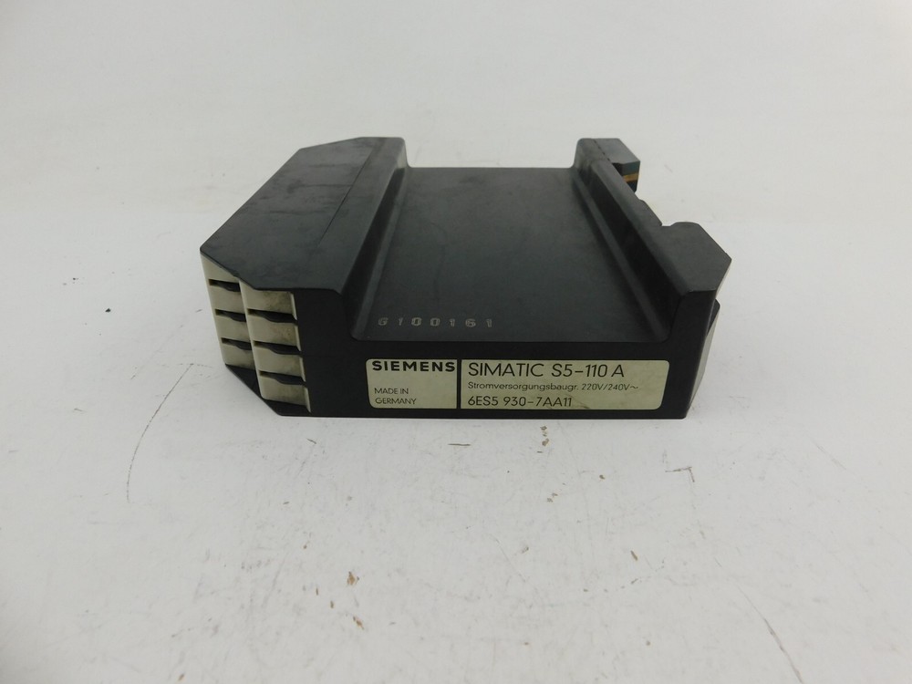 Siemens Simatic S5-110A 6ES5 930-7AA 11