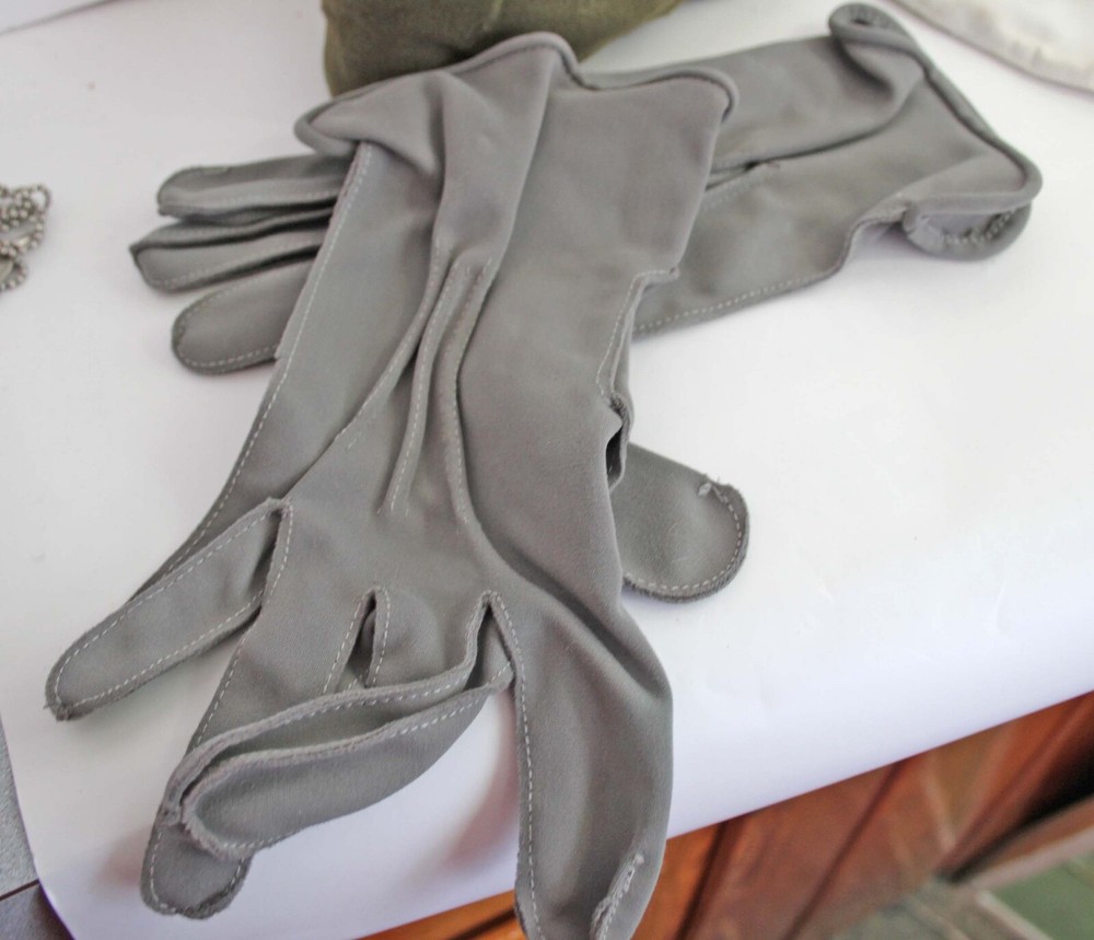 VNTG WWII USN Navy Officer Cap Covers Dog Tag Gloves Socks