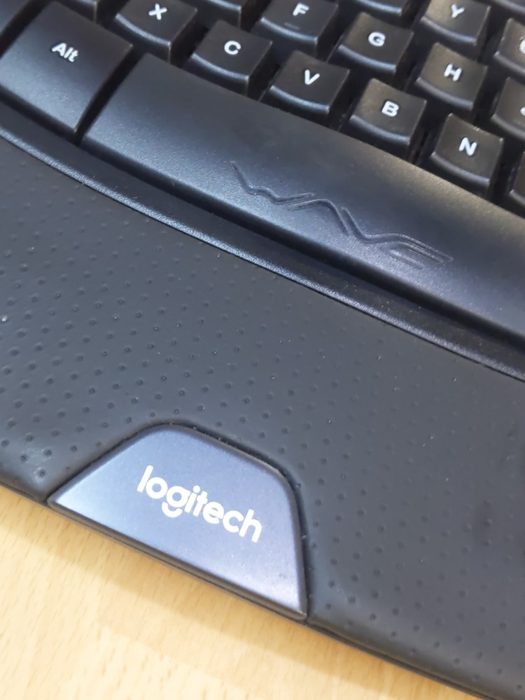 Logitech Wireless Wave Keyboard K350 & Mouse Set, M310 Mouse + USB Dongle C