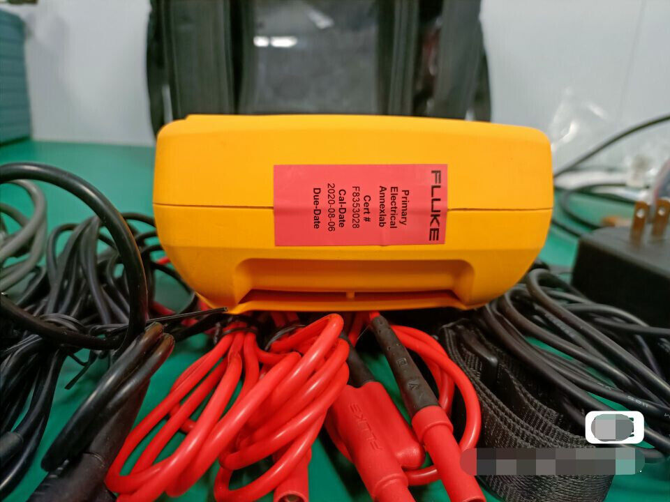 Fluke 754 HART NIST Calibrated Data Documenting Multifunction Process Calibrator