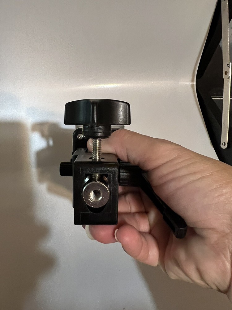 Medalight PG3001SA Swivel Bracket Holder
