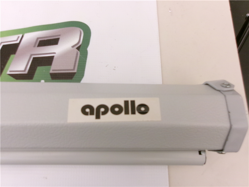 Apollo Projector Screen 75"