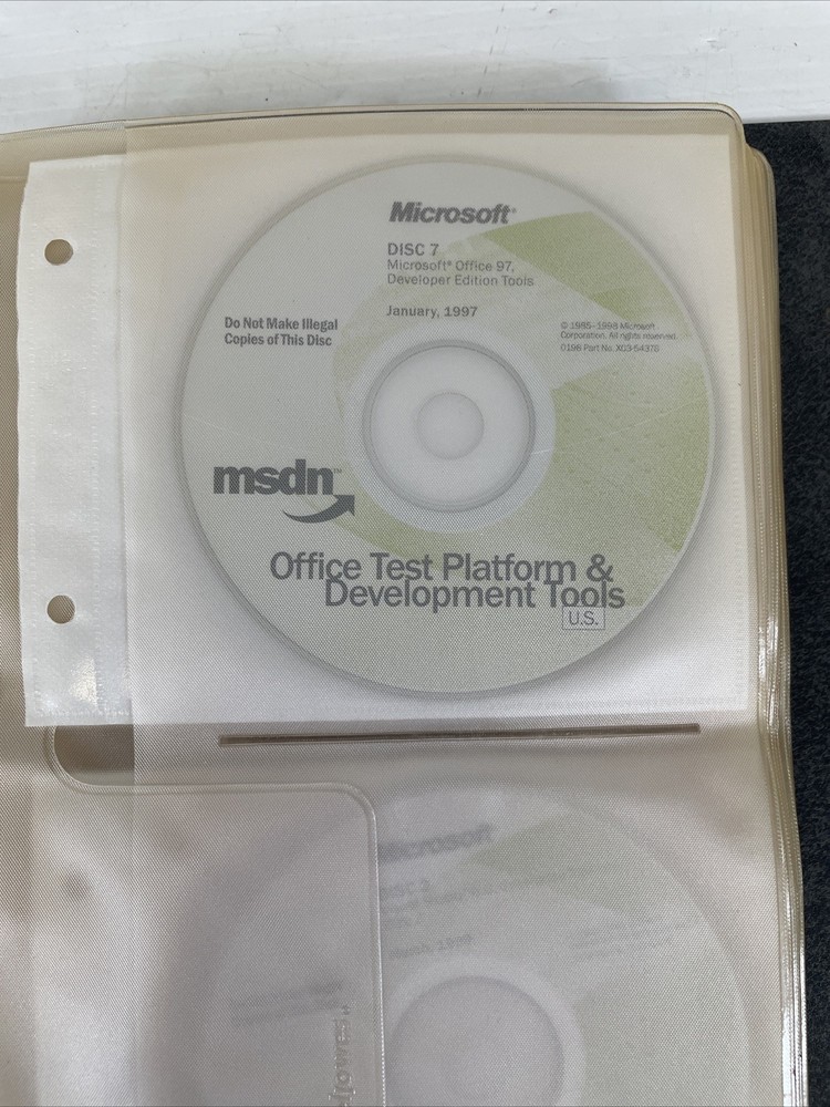 Vintage Microsoft Software MSDN Subscription 20 Disc Collection 1997 - 1999