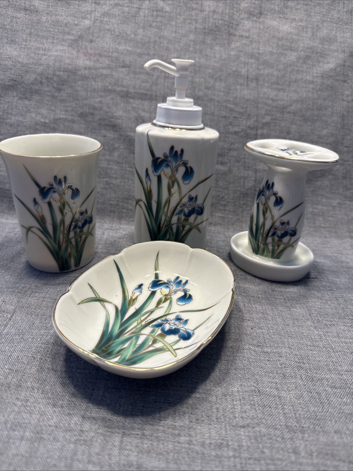 Shibata Porcelain Set Blue Iris Cup Toothbrush Soap Pump Dish EUC