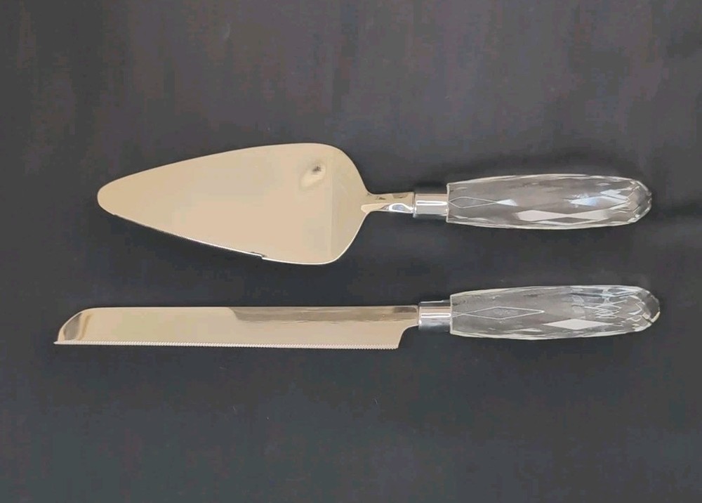 Oleg Cassini Cherish Crystal Cake Knife And Server Set