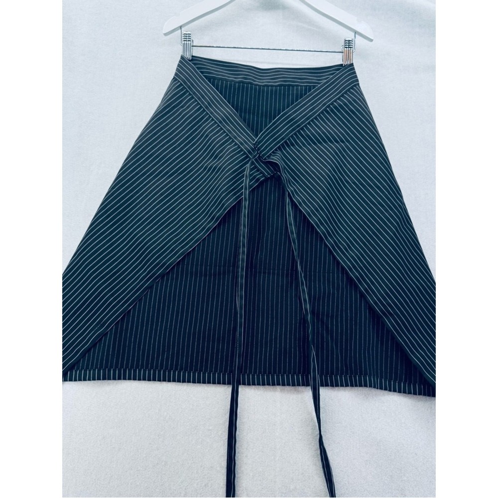 EUC Golden Corral Server Apron Waitress Black & White Pinstriped Uniform
