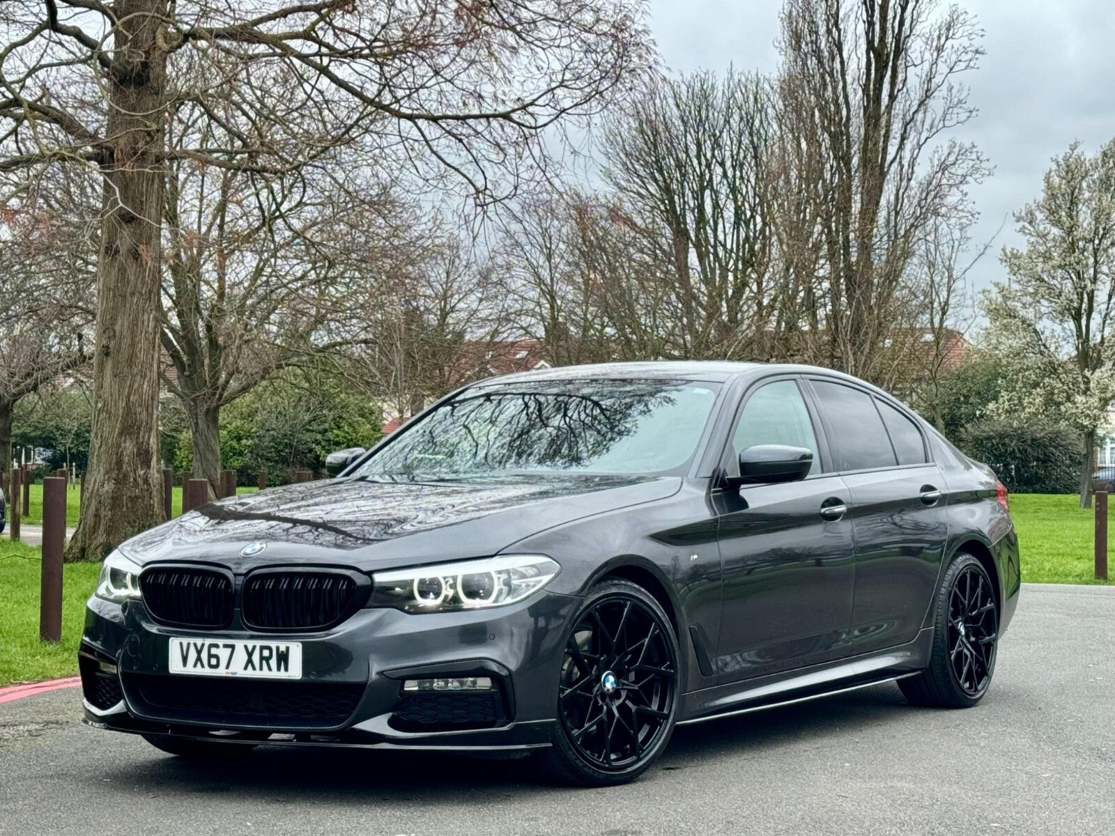 BMW G30 G31 5 SERIES GLOSS BLACK FRONT LIP DIFFUSER SPOILER M PERFORMANCE KIT