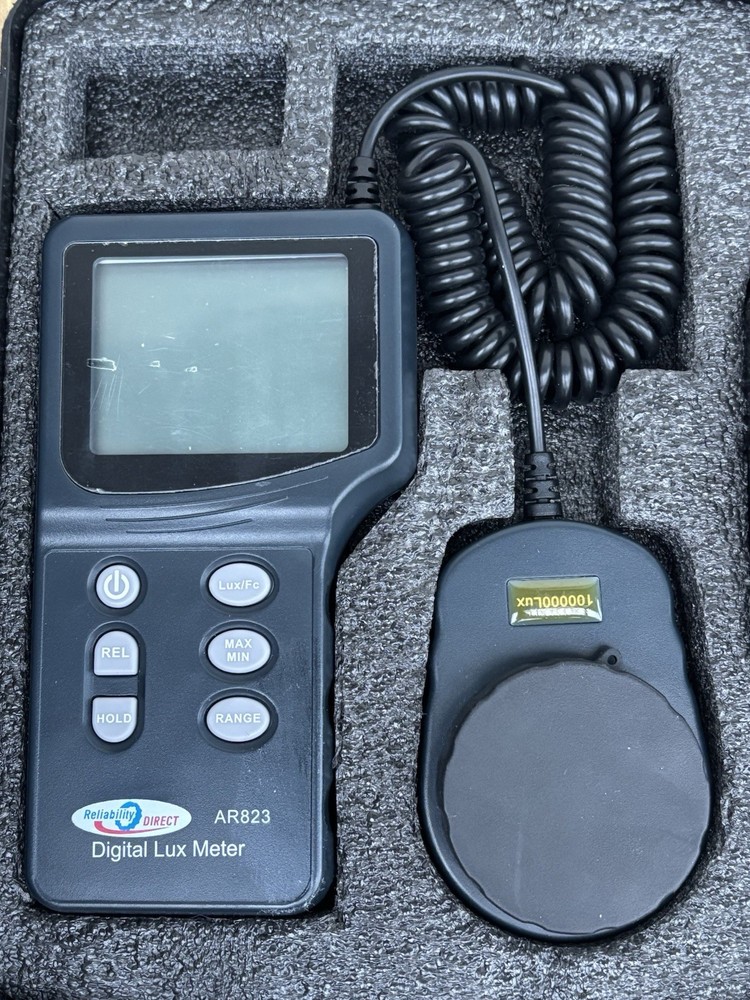 Digital World De Range Light Lux Meter - Smart Sensor RDI-AR823