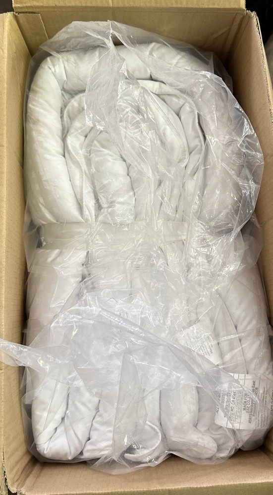 Croscill Down Alternative Comforter CC10-0017 Full/Queen 😃😃