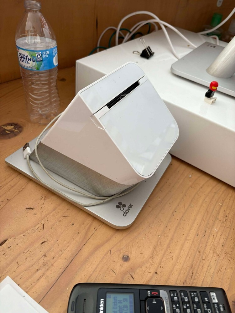 Clover POS System. Complete