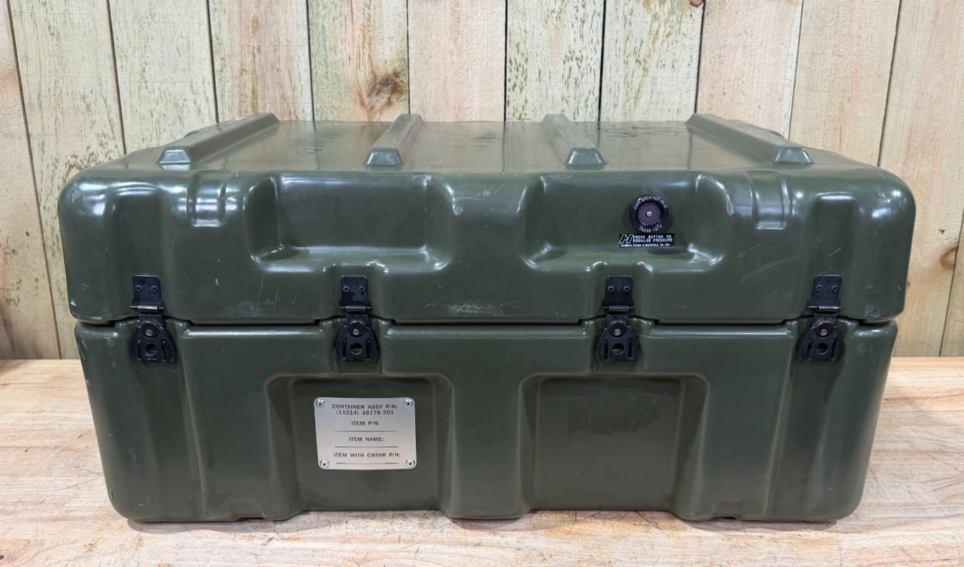 Pelican Hardigg Footlocker Green Case 31x21x15 Military Medic Waterproof