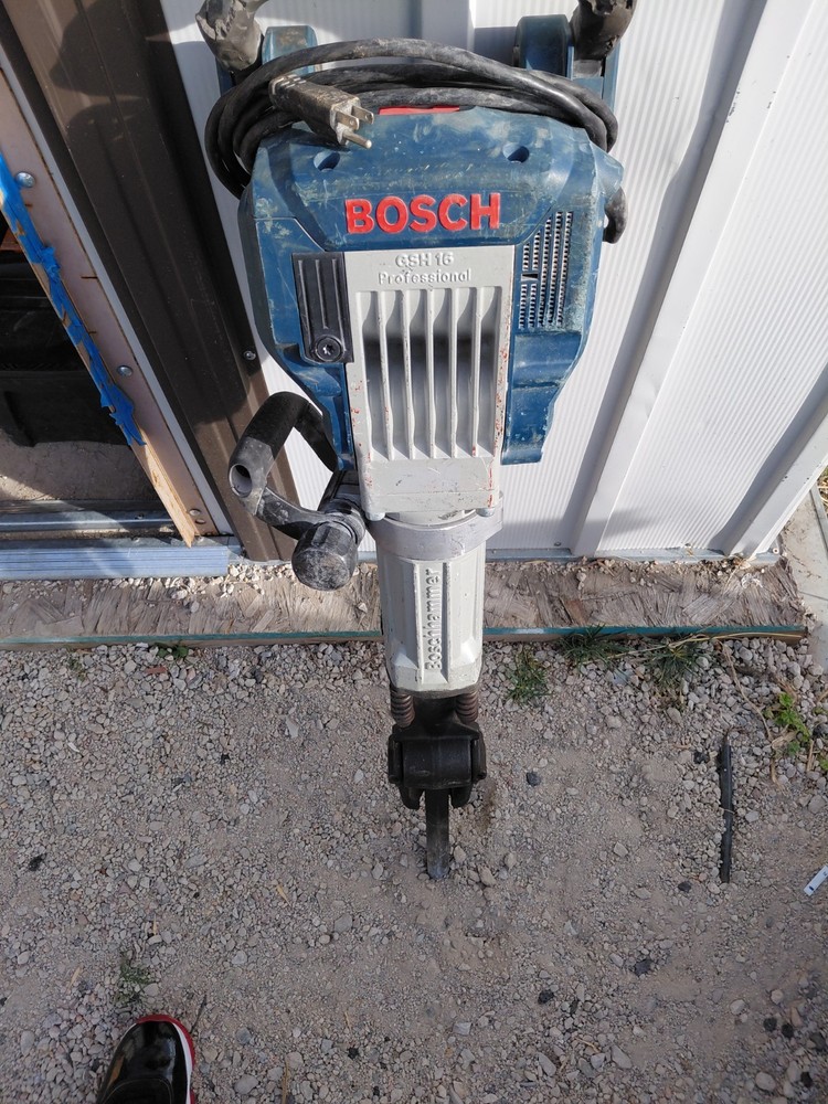 Bosch Electric Jack Hammer