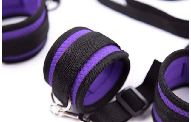 Purple BDSM Bed Restraint Kit – Soft Adjustable Bondage Straps for Couples