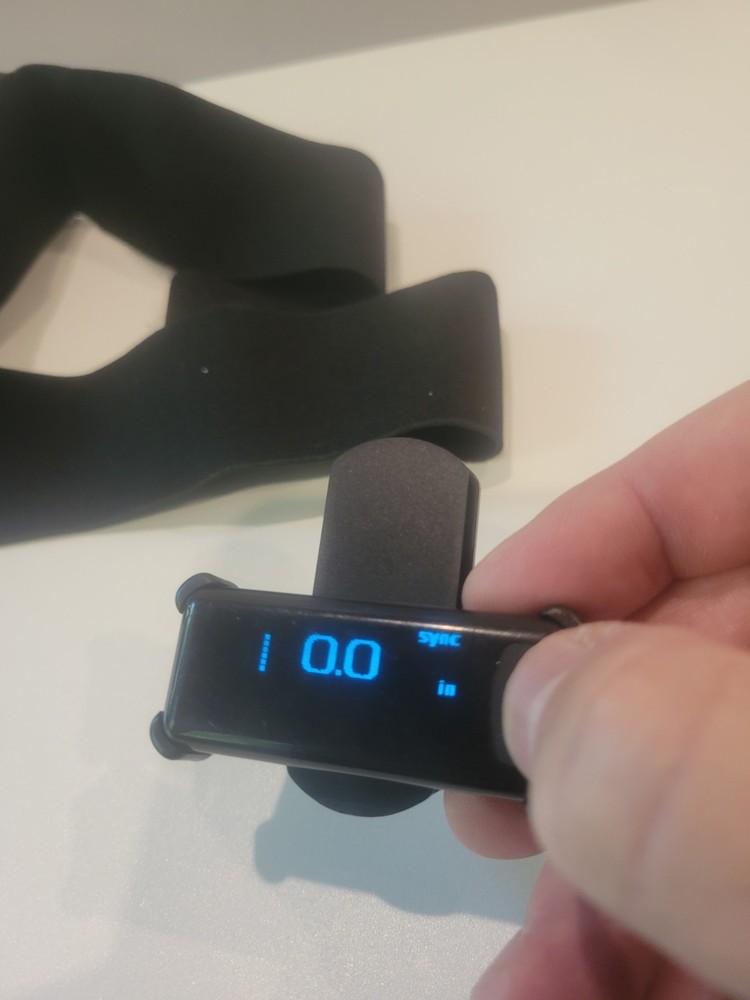 VERT Vertical Jump Sensor, Includes Sensor, Clip, Strap And Charger