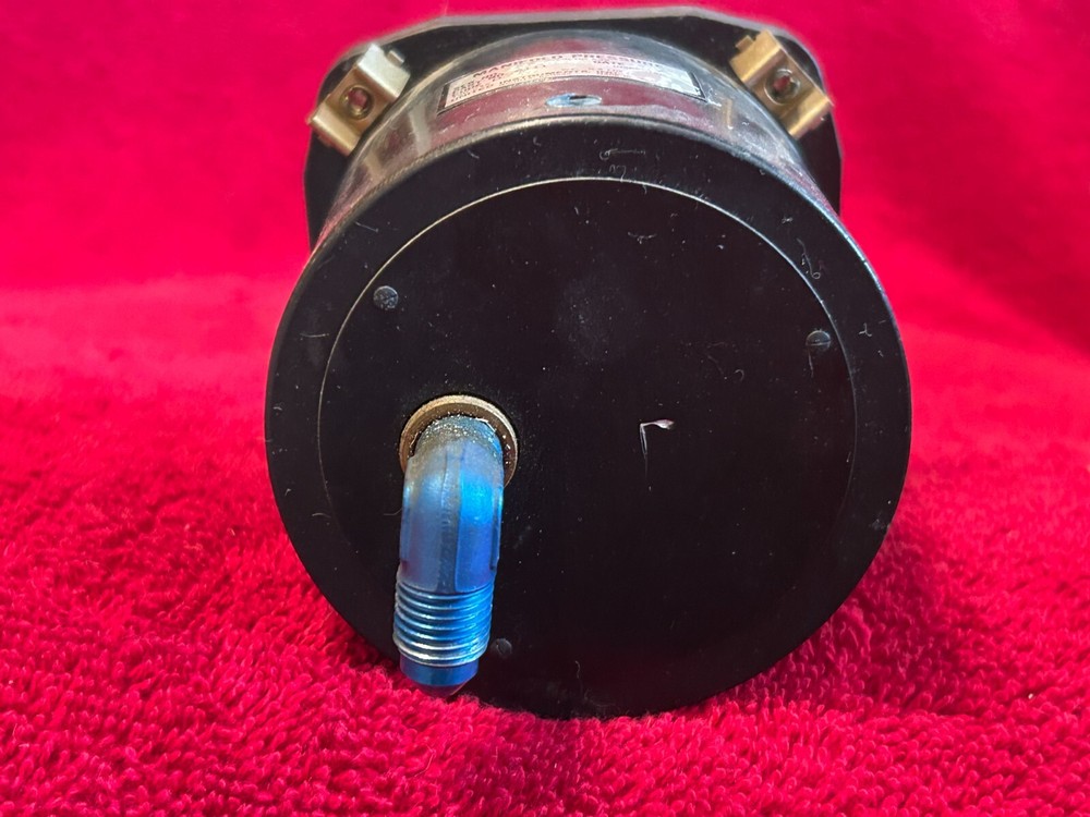 UNITED INSTRUMENTS MANIFOLD PRESSURE INDICATOR P/N 6111 CODE D.16