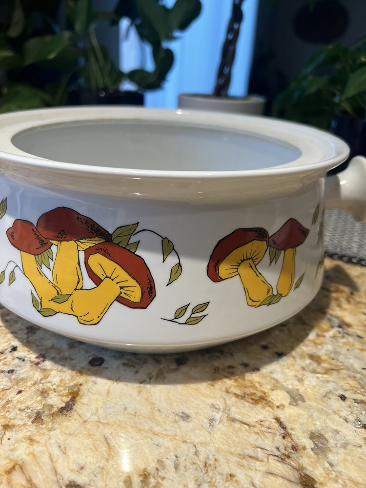 Goodwood Mushroom Pot
