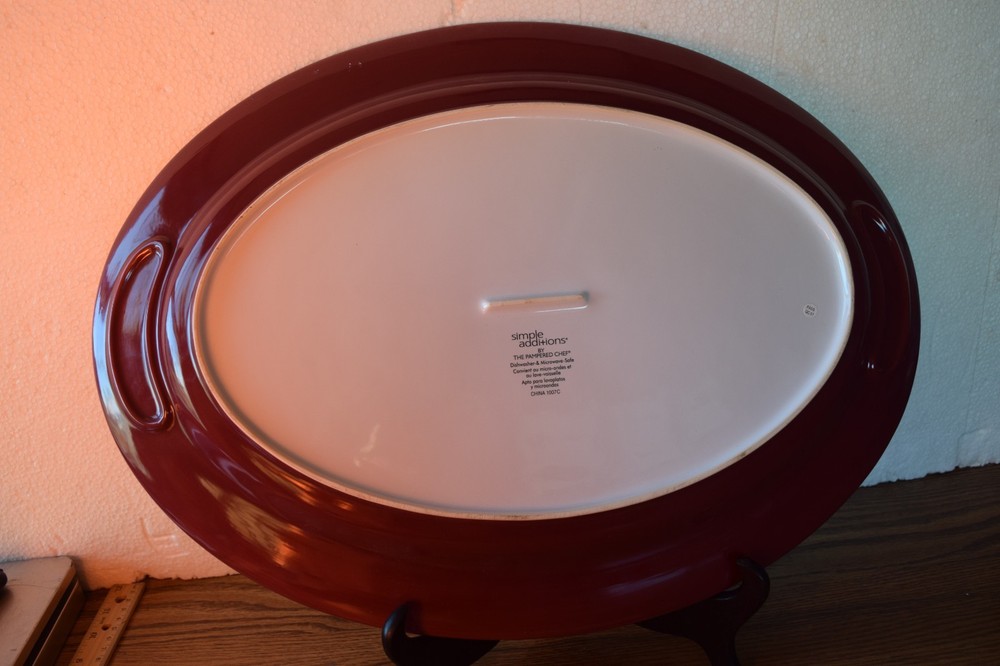 PAMPERED CHEF OVAL TURKEY PLATTER