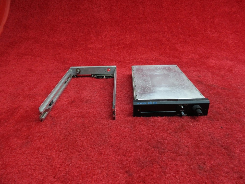 Narco Avionics DME 890 Interrogator W/ Mounting Tray