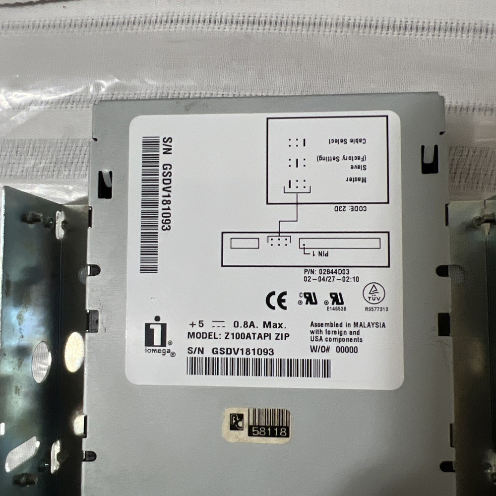 IOMEGA 100MB Zip Drive Internal Z100ATAPI IDE