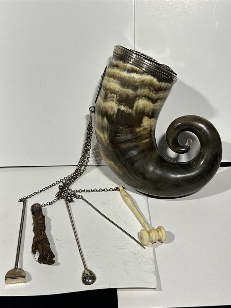 A Fine Scottish Silver Mounted Snuff Mull